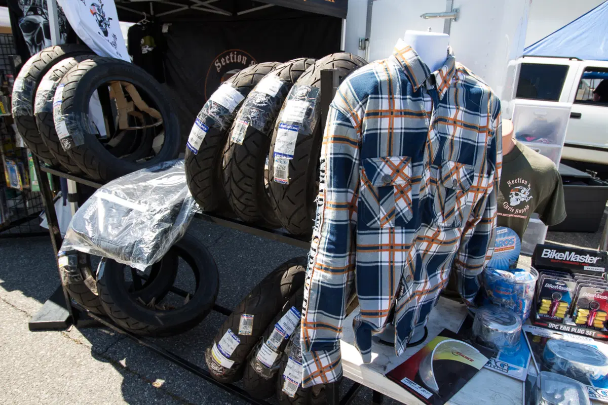 So-Cal Cycle Swap Meet, il mercatino delle pulci per motociclisti (18)