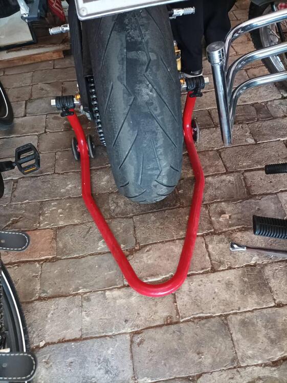 Triumph Street Triple (2007 - 12)