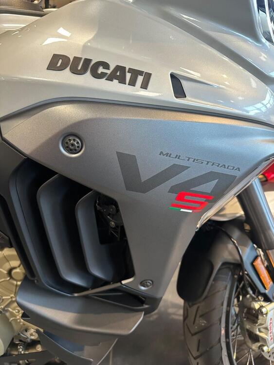 Ducati Multistrada V4 S (2025) (3)