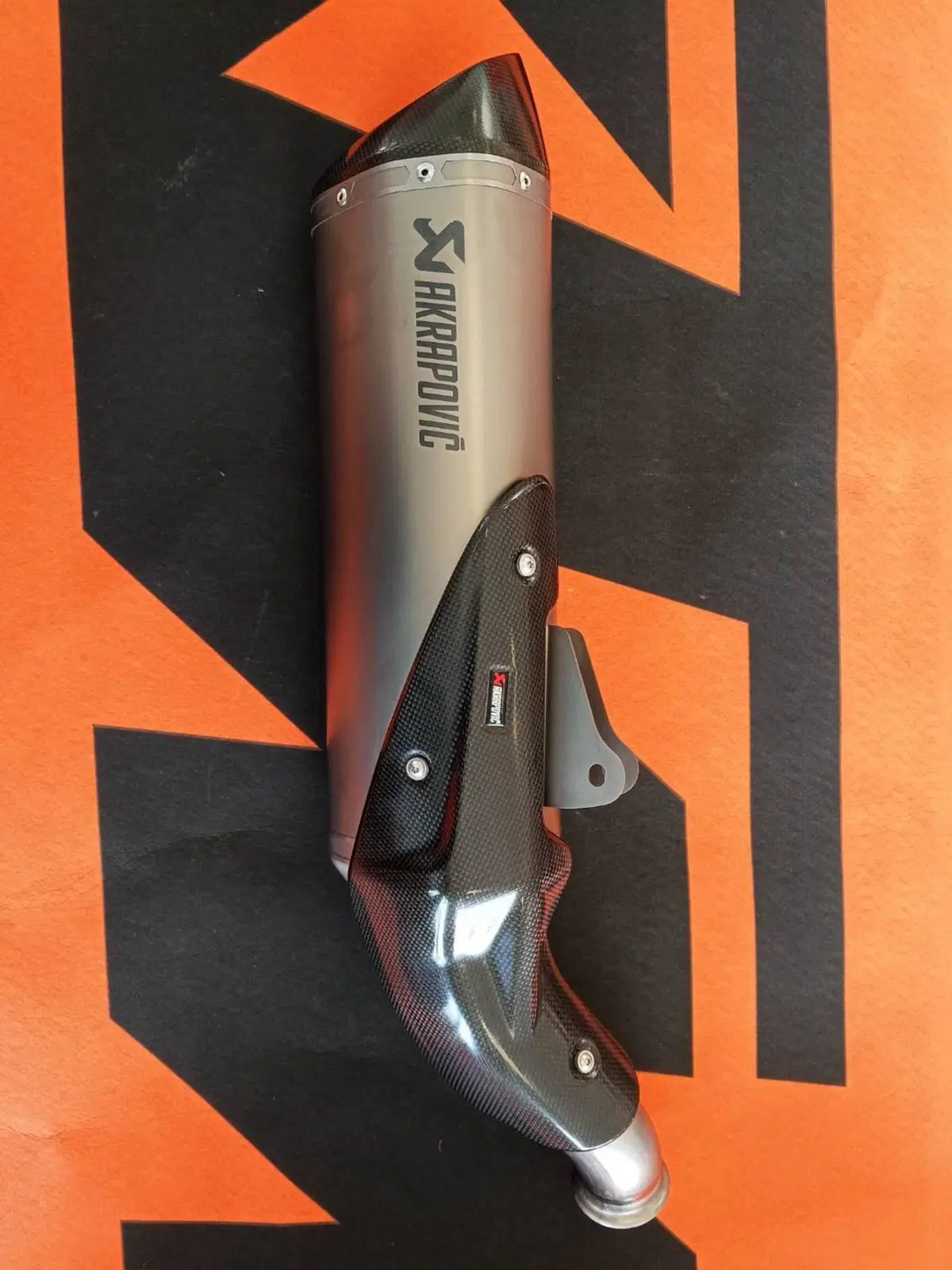 AKRAPOVIC 790-890 DUKE