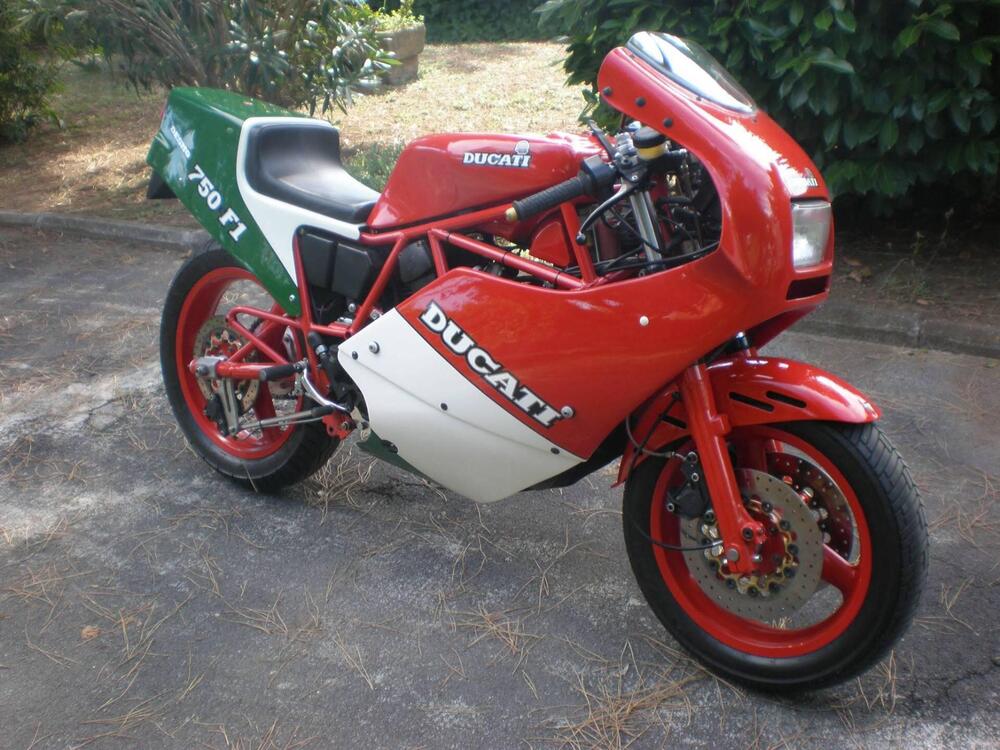 Ducati 750 F1 (3)