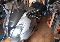 Honda VFR 800 (2002 - 05) usata