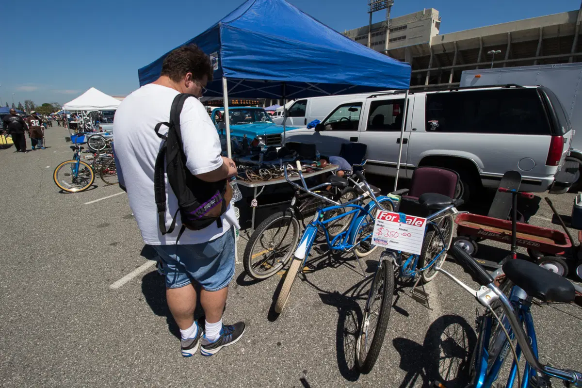 So-Cal Cycle Swap Meet, il mercatino delle pulci per motociclisti (29)