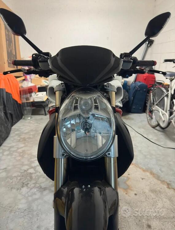 MV Agusta Brutale 1090 R (2012 - 15) (2)