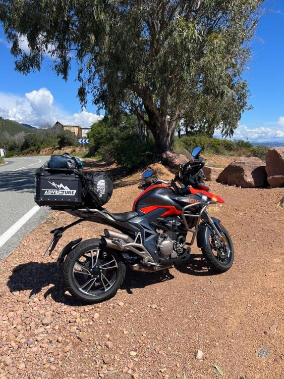 Zontes ZT310-T2 (2022 - 23) (4)