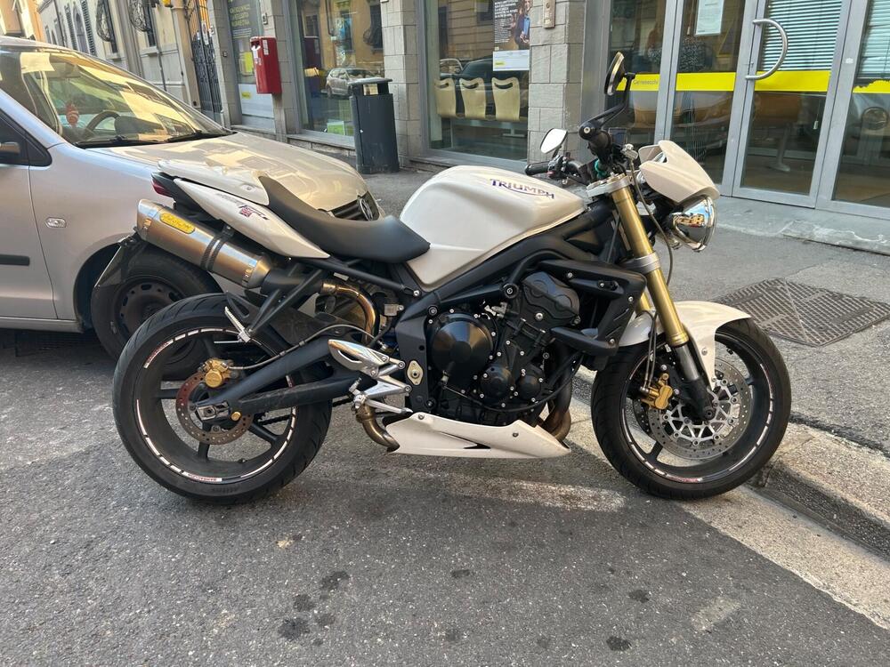 Triumph Street Triple (2007 - 12)