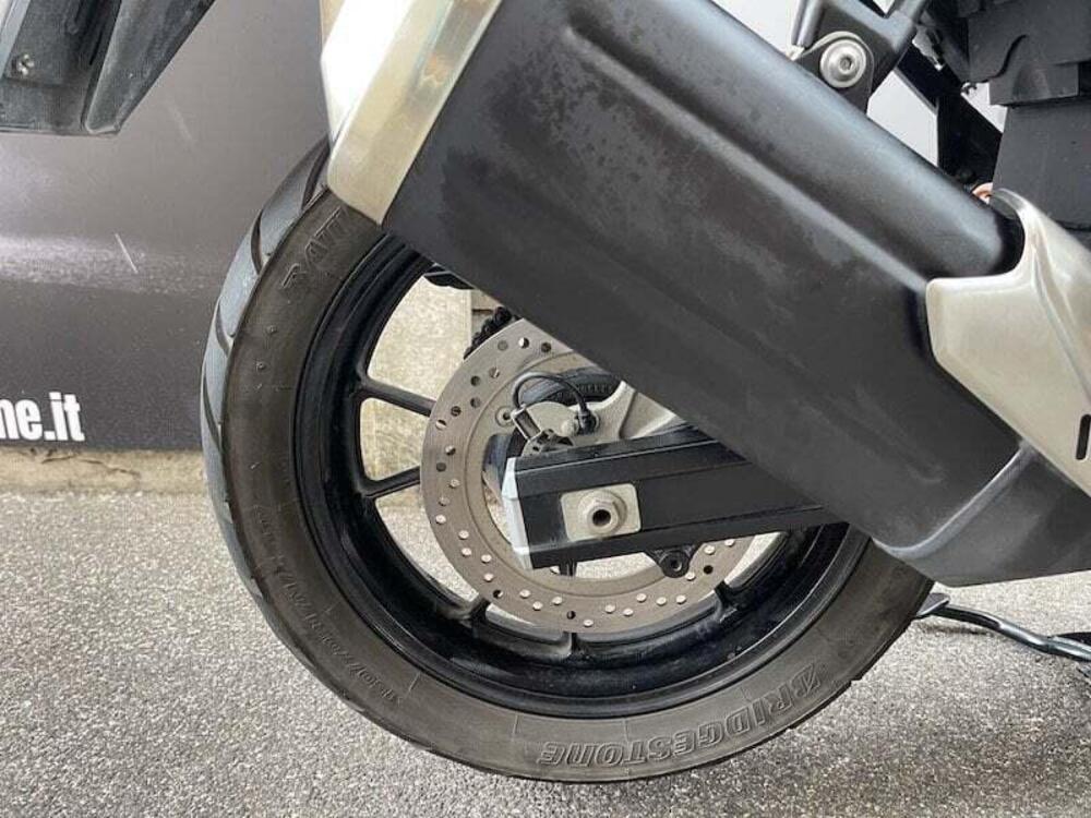 Suzuki V-Strom 650 (2021 - 25) (3)