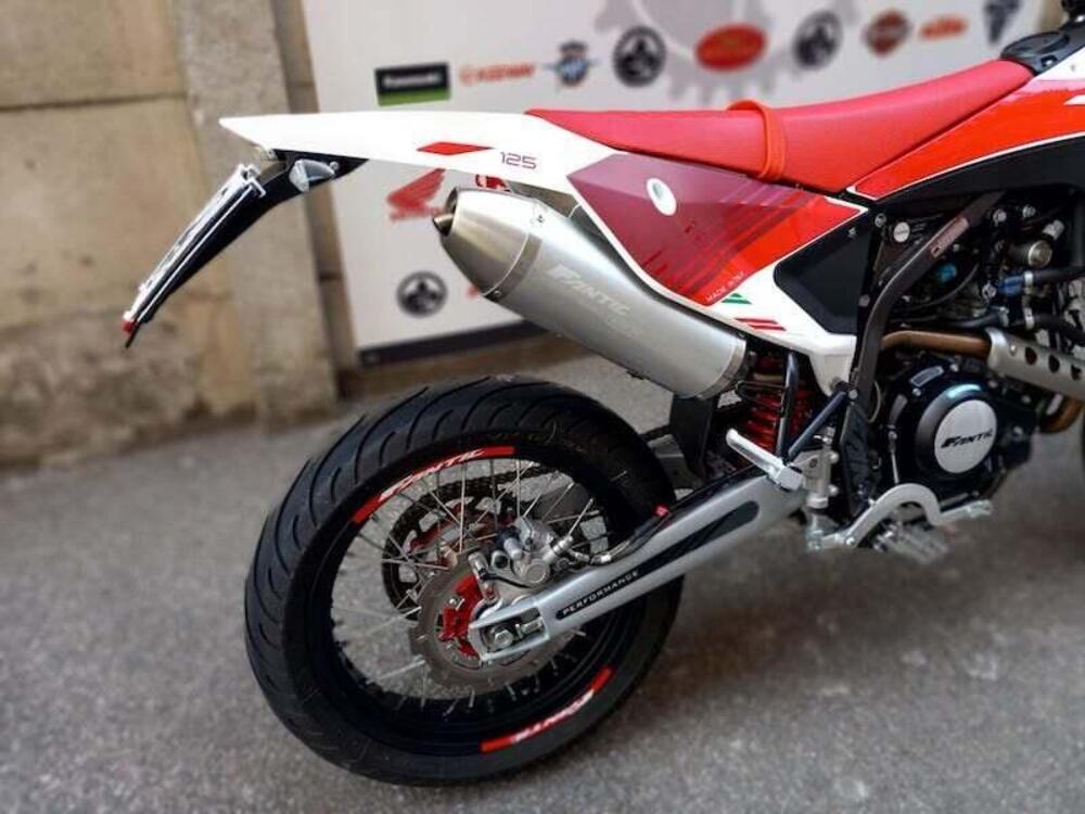 Fantic Motor XMF 125 Motard Performance 4t (2021 - 22) (3)