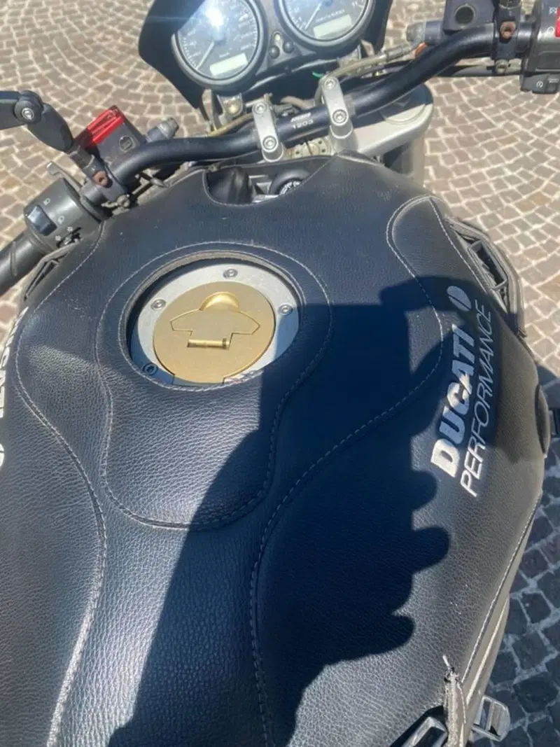 Ducati Monster 620 Dark (2003 - 06) (8)
