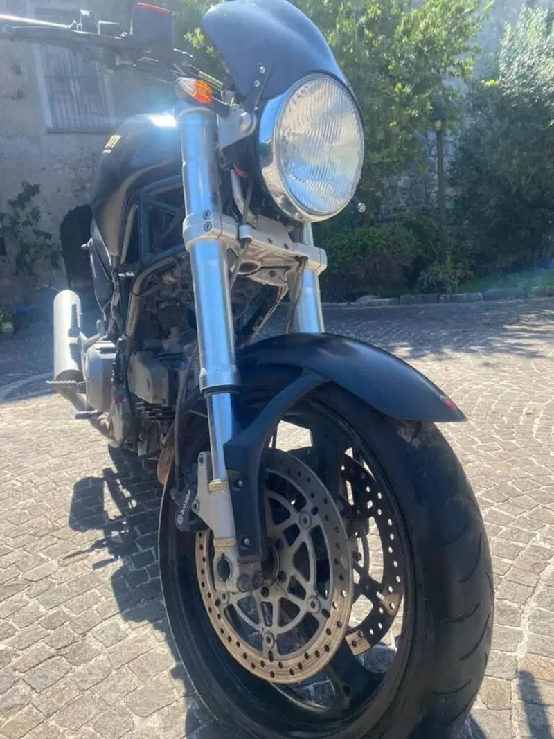 Ducati Monster 620 Dark (2003 - 06)