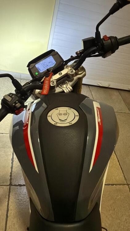 Bmw G 310 R (2021 - 25) (5)