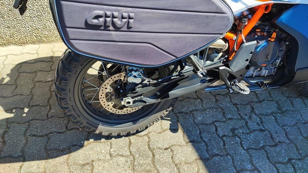 KTM 890 Adventure (2023 - 26) (3)