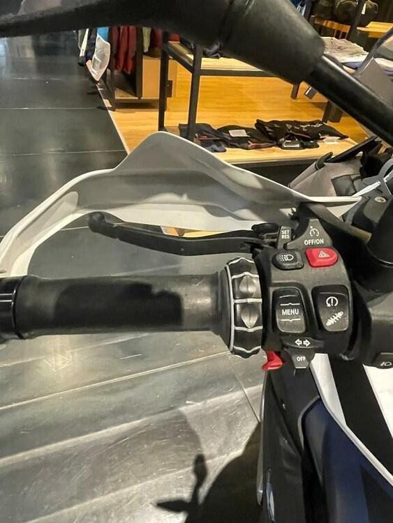 Bmw R 1250 GS (2021 - 24) (3)