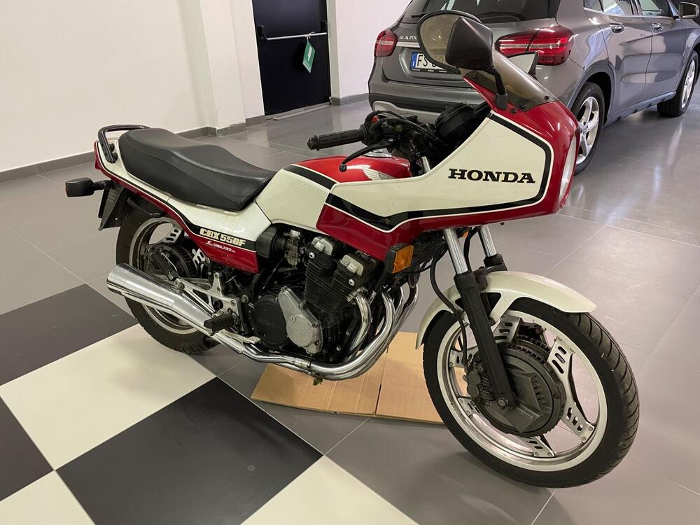Honda Cbx 550 f (2)