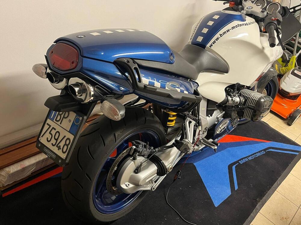 Bmw R 1100 S Replika (2)