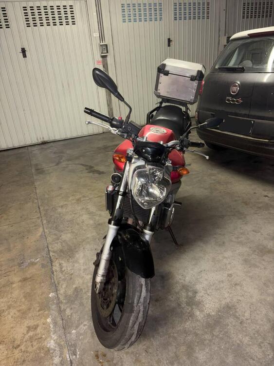 Yamaha FZ6 (2004 - 07) (3)