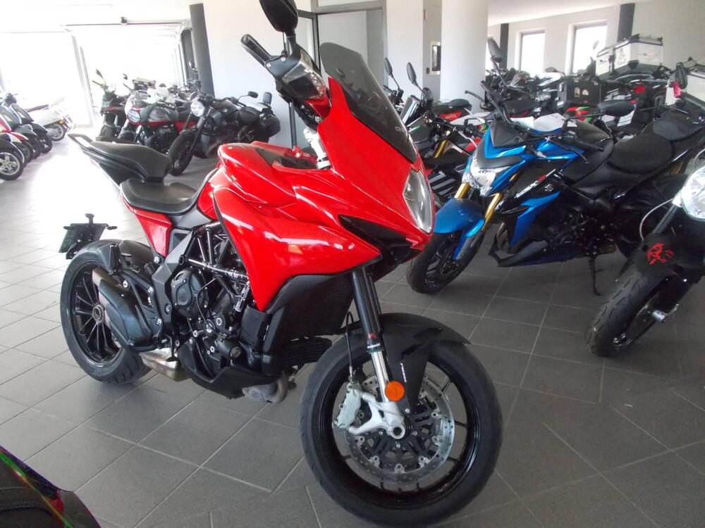 MV Agusta Turismo Veloce 800 Rosso (2021 - 23) (2)