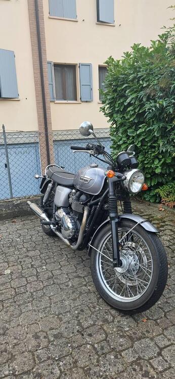 Triumph Bonneville T100 (2008 - 16) (2)