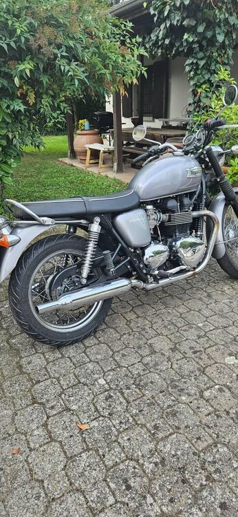 Triumph Bonneville T100 (2008 - 16) (4)