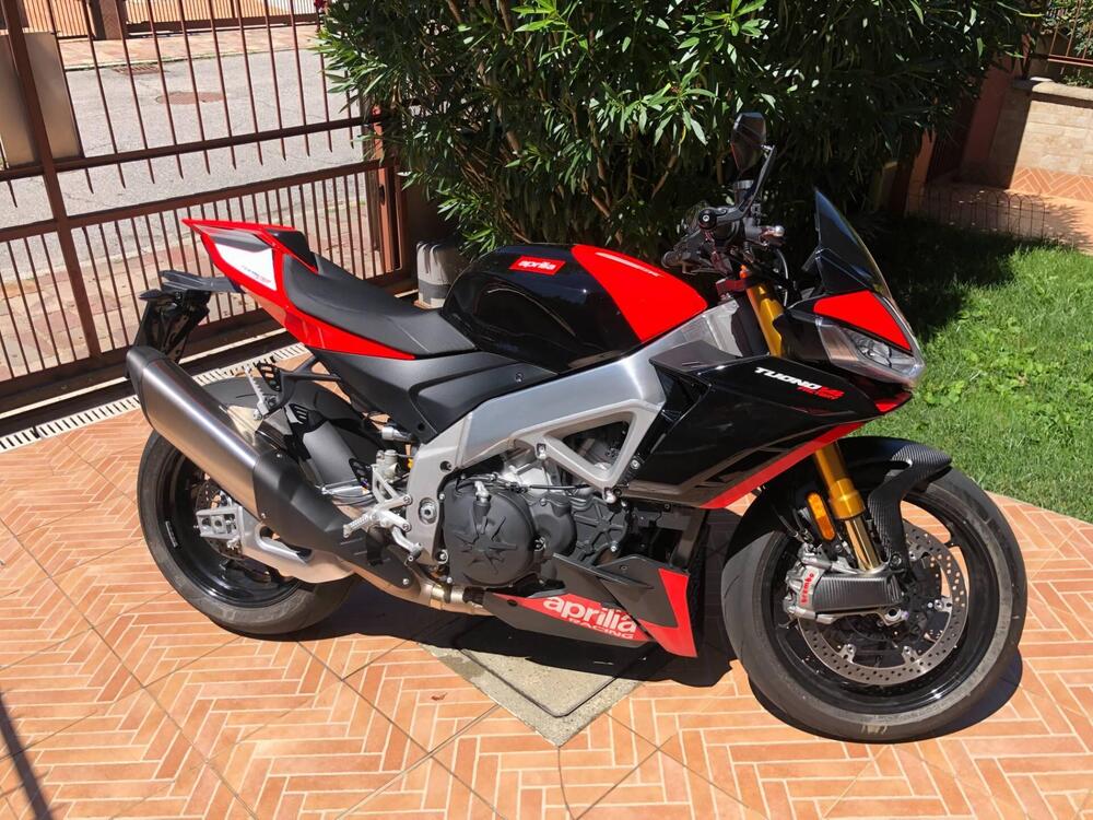 Aprilia Tuono V4 Factory SE-09 SBK (2024) (3)