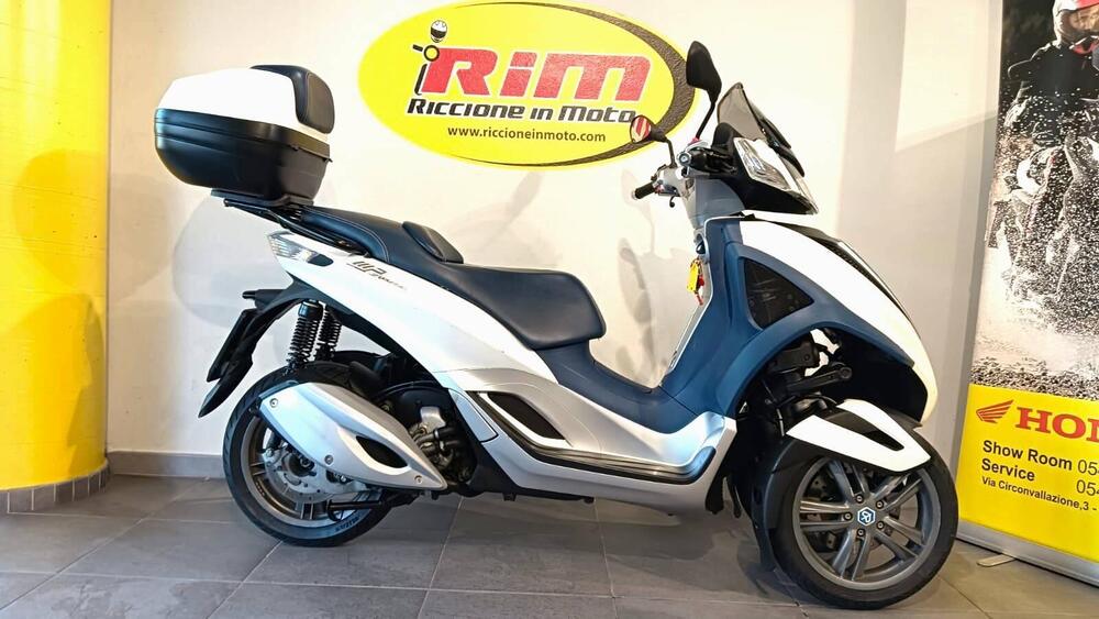 Piaggio Mp3 300 ie Yourban ERL (2011 - 17) (2)