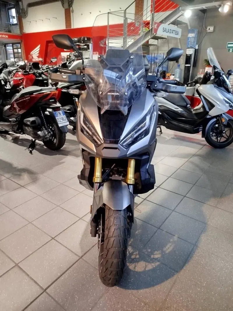 Honda X-ADV 750 DCT (2021 - 24) (3)