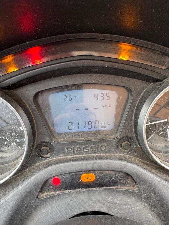 Piaggio Mp3 300 Hpe Sport (2019 - 20) (4)