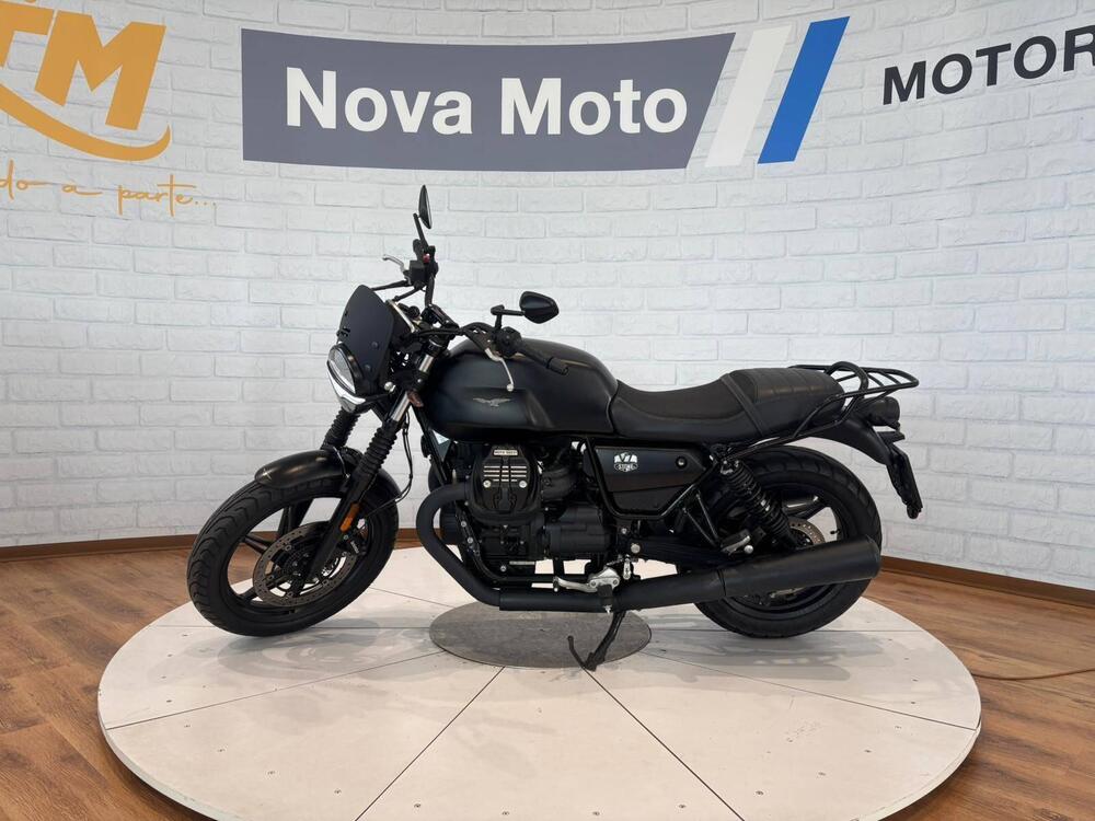 Moto Guzzi V7 850 Stone Special Abs (2021)