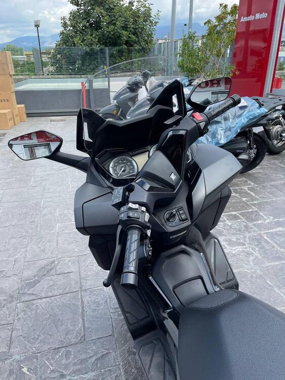 Honda Forza 350 (2022 - 24) (3)