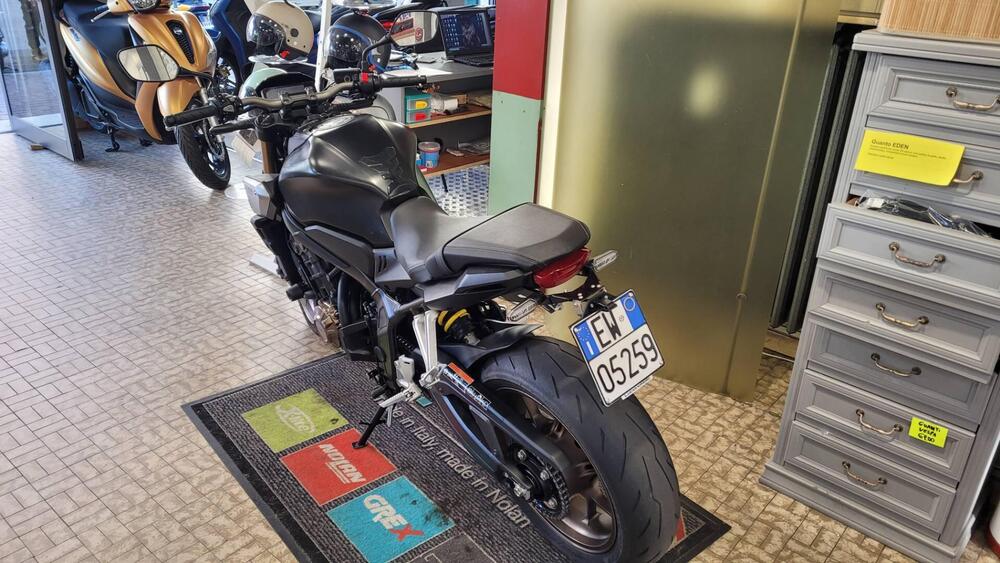 Honda CB 650 R (2021 - 23) (4)