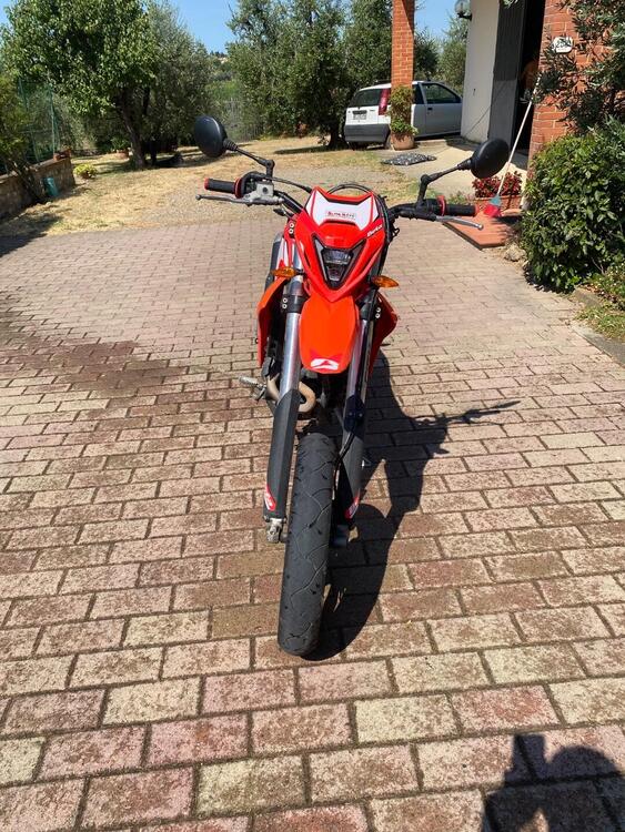 Betamotor RR 125 4T Motard T (2023 - 24) (2)