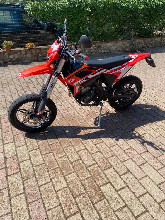 Betamotor RR 125 4T Motard T (2023 - 24) (3)