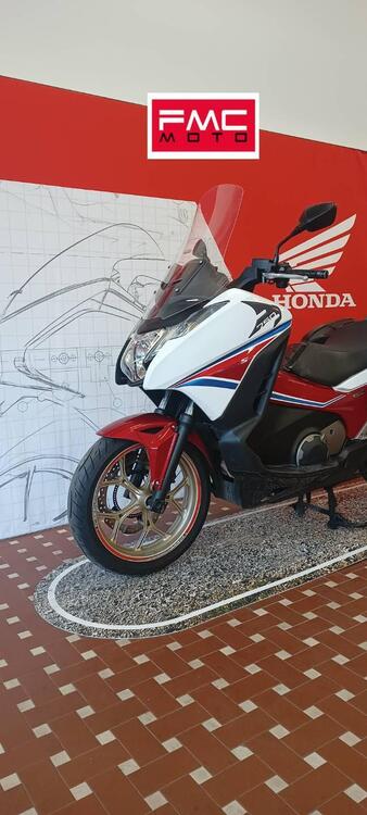 Honda Integra 750 DCT ABS (2014 - 15) (4)