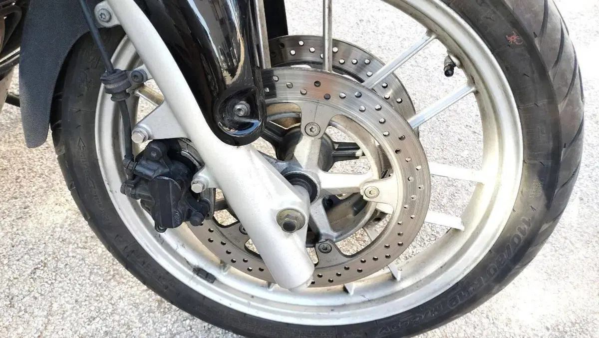 Triumph Tiger 955 (2002 - 06) (13)