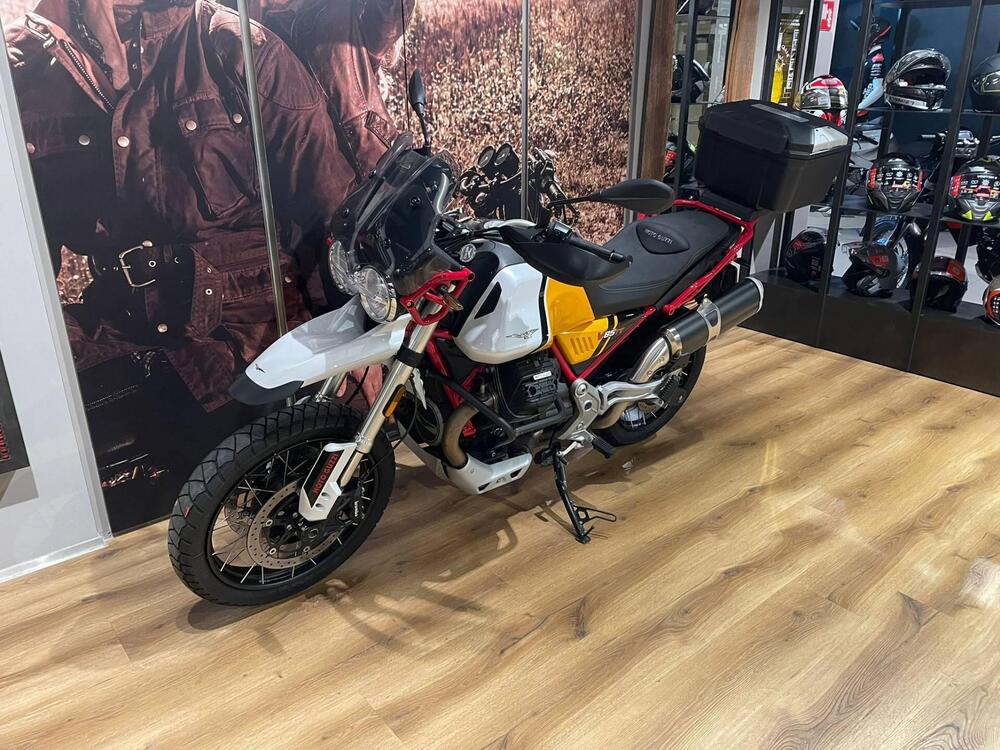 Moto Guzzi V85 TT (2021 - 23) (3)