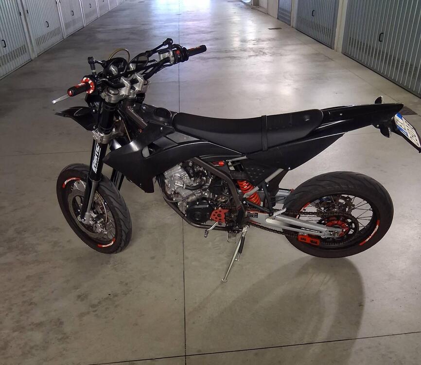 Fantic Motor XMF 125 Motard Performance 4t (2021 - 22) (4)