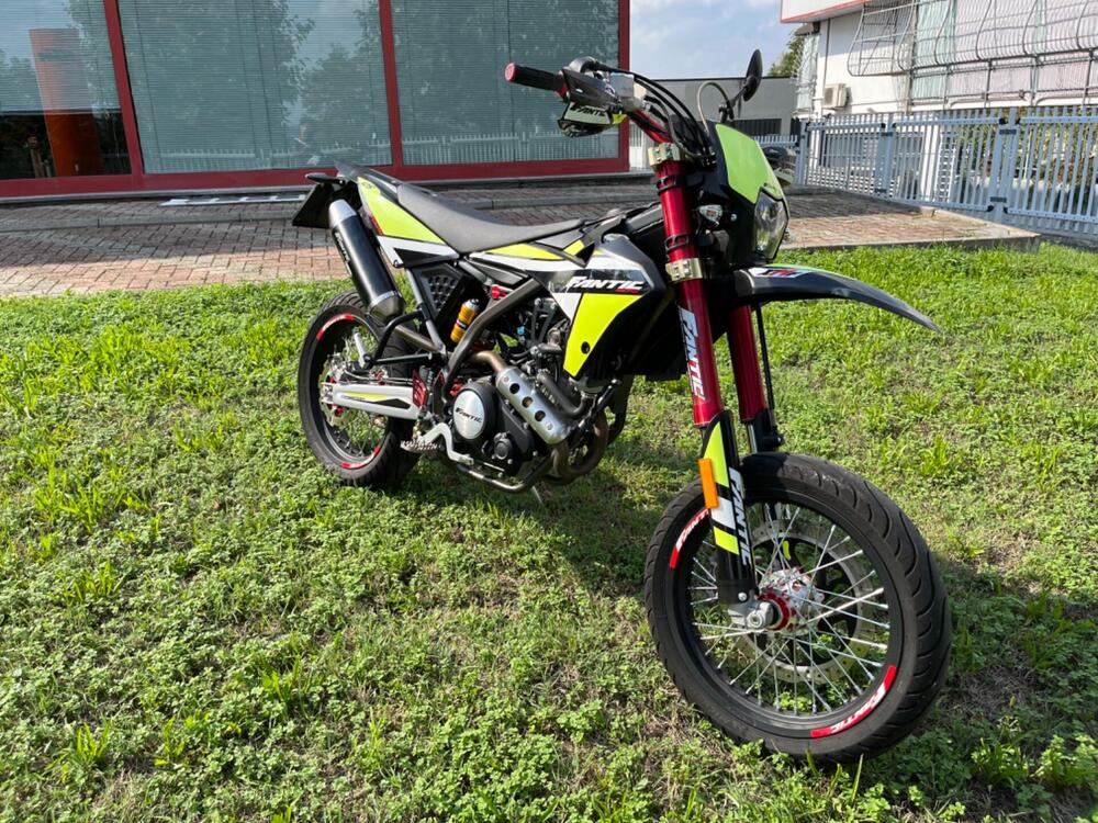 Fantic Motor XMF 125 Motard Competition 4t (2021 - 22) (3)