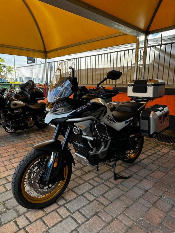 CFMOTO 800MT Explore (2023 - 25)