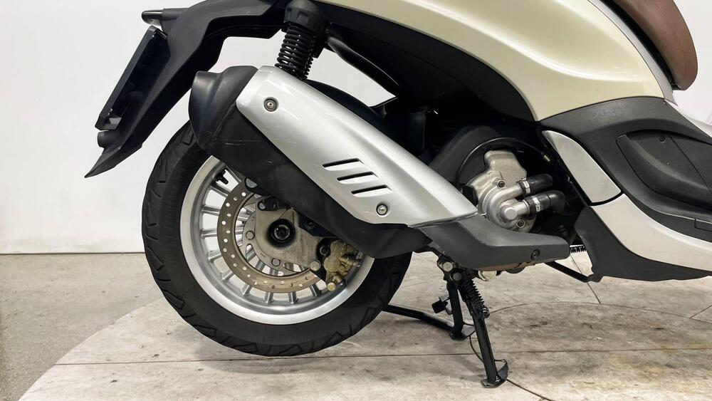 Piaggio Beverly 300 i.e. (2010 - 16) (3)