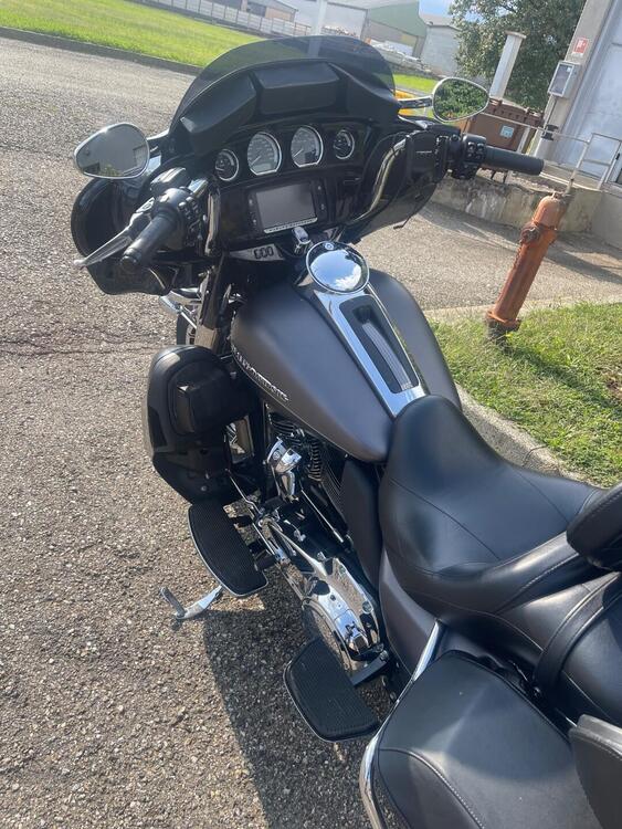 Harley-Davidson 107 Electra Glide Ultra Limited (2017 - 18) - FLHTK (4)