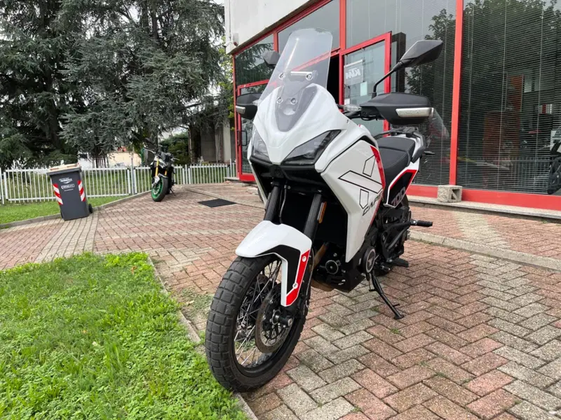 Moto Morini X-Cape 700 (2025 - 26) (6)