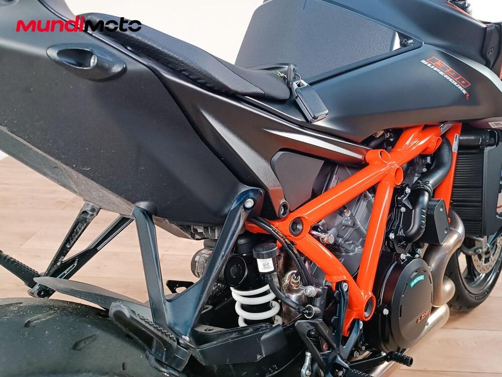 KTM 1390 Super Duke R EVO (2024 - 26) (4)