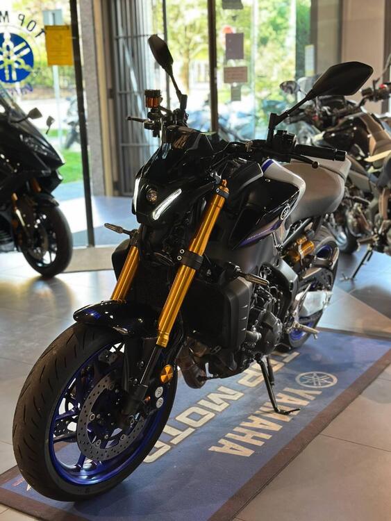 Yamaha MT-09 SP (2021 - 23) (4)