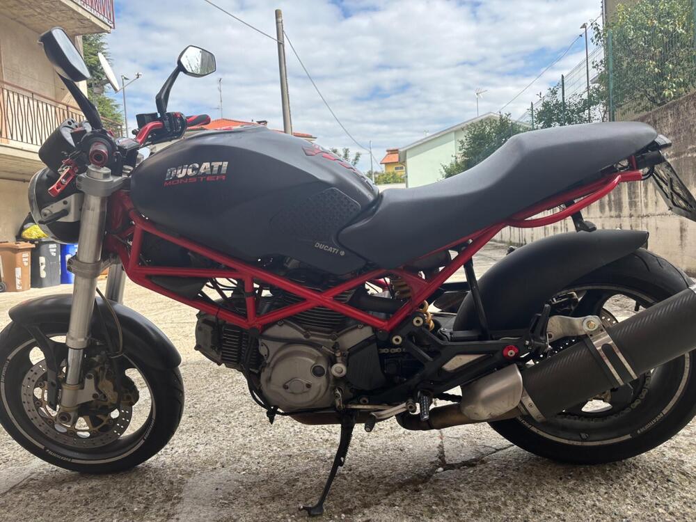 Ducati Monster 600 City Dark (1998 - 02) (2)
