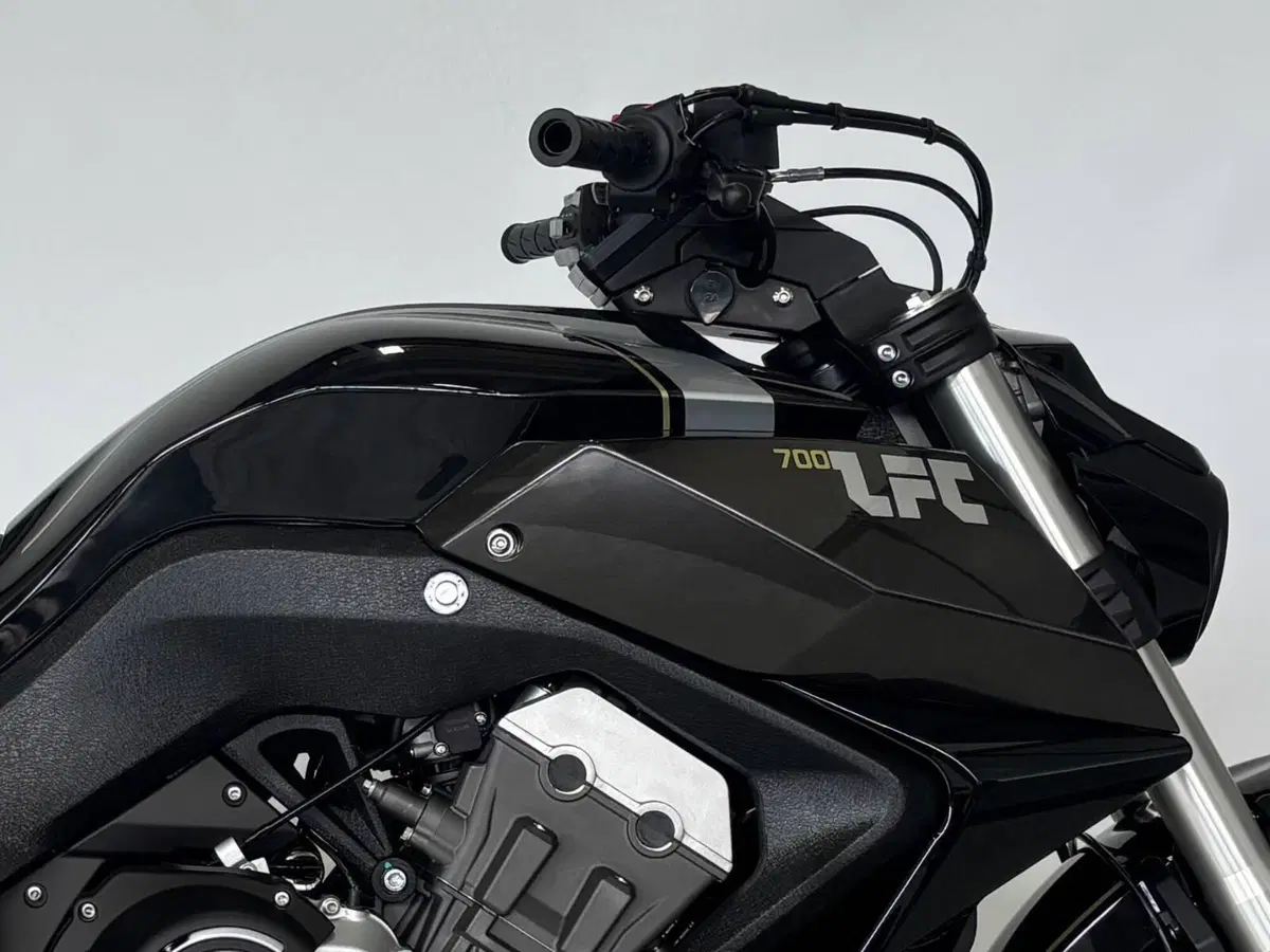 Benda Motorcycles LFC 700 (2024 - 26) (2)