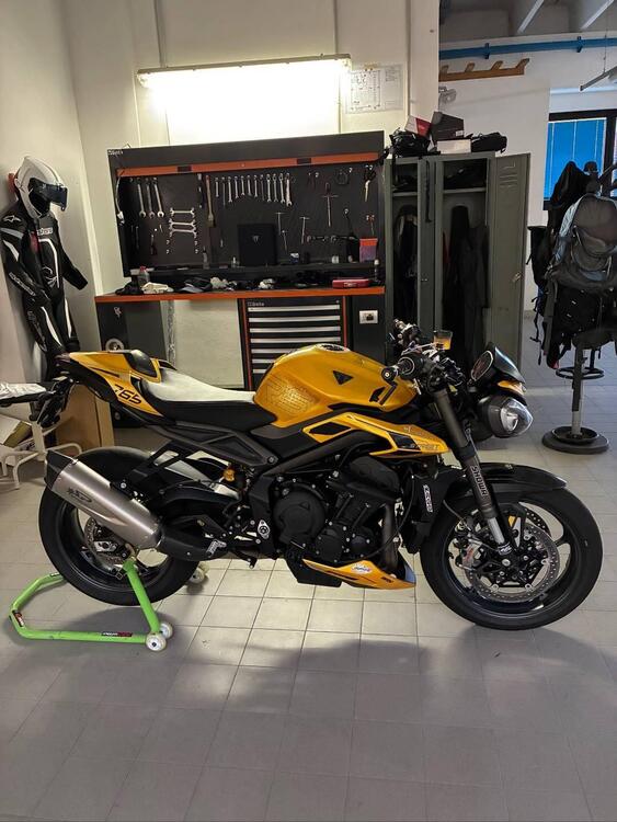 Triumph Street Triple 765 RS (2023 - 25)