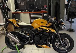 Triumph Street Triple 765 RS (2023 - 25) usata