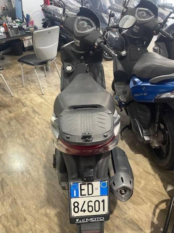 Kymco Agility 125 R16 + (2015 - 17) (3)