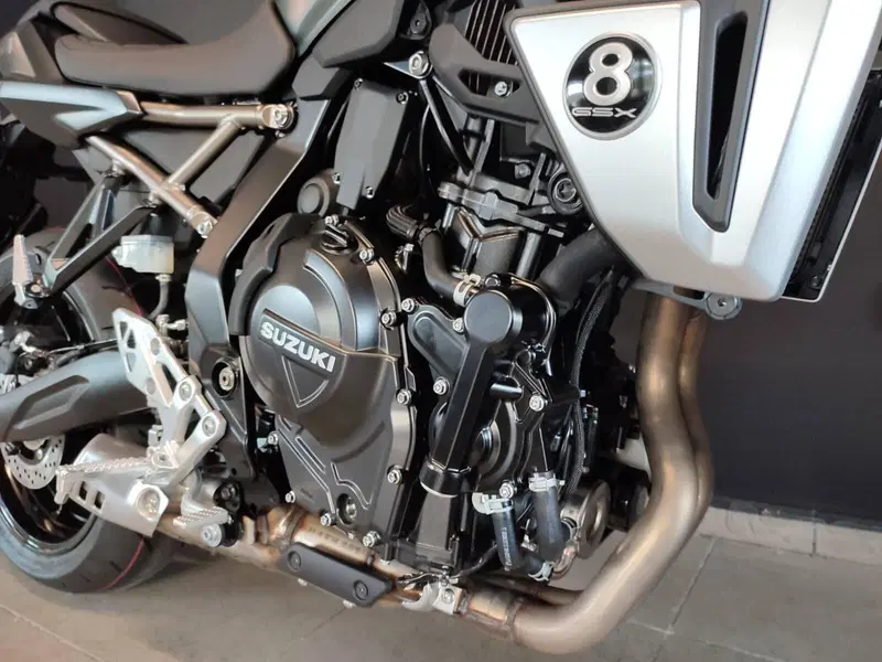 Suzuki GSX-8T (2025 - 26) (3)