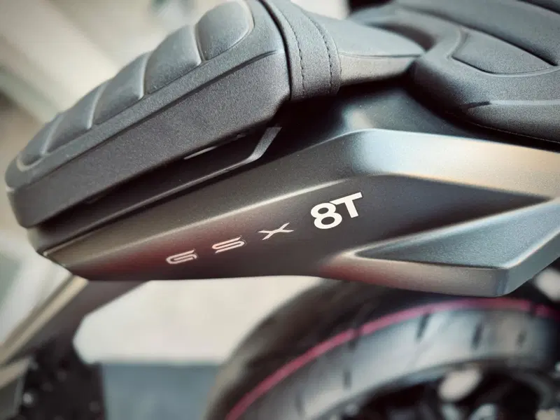 Suzuki GSX-8T (2025 - 26) (8)